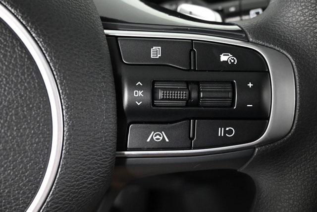 new 2025 Kia Sportage Hybrid car, priced at $29,915