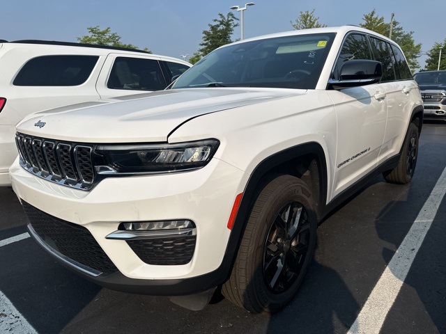 used 2023 Jeep Grand Cherokee car, priced at $35,269