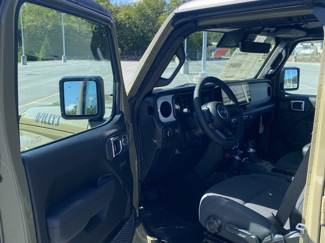 new 2025 Jeep Gladiator car, priced at $46,221