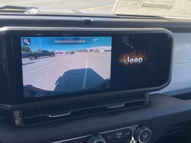 new 2025 Jeep Gladiator car, priced at $46,221