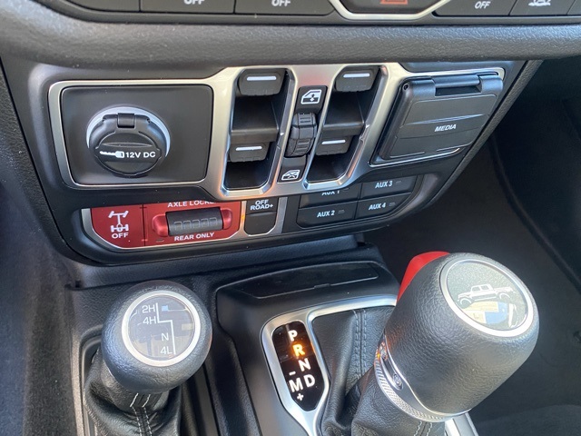 new 2025 Jeep Gladiator car, priced at $46,221