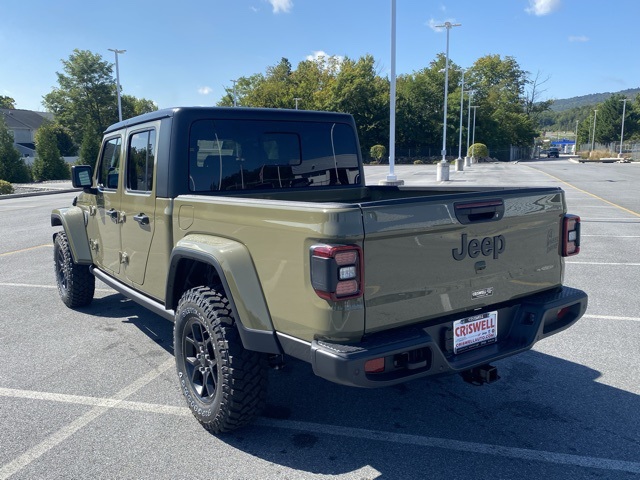 new 2025 Jeep Gladiator car, priced at $46,221