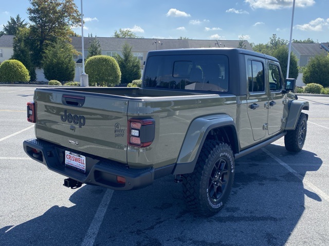 new 2025 Jeep Gladiator car, priced at $46,221