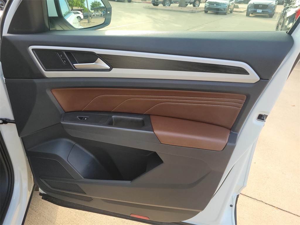 used 2022 Volkswagen Atlas car, priced at $25,640