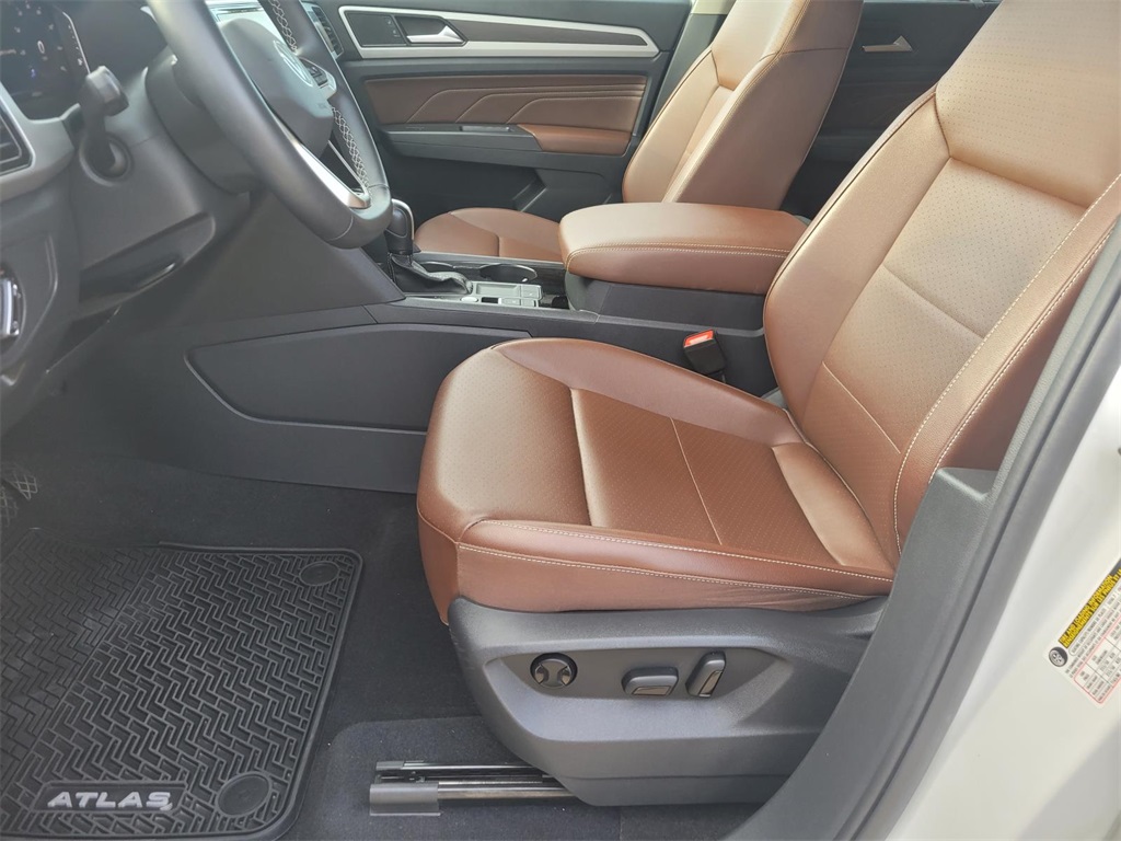 used 2022 Volkswagen Atlas car, priced at $25,640