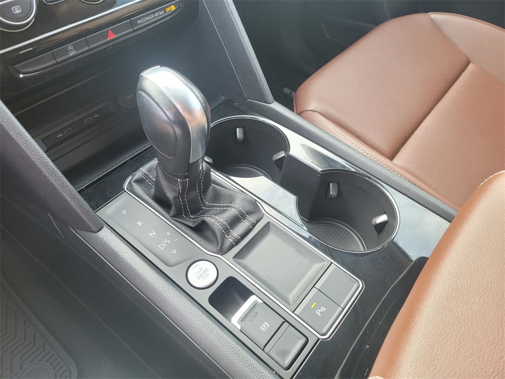 used 2022 Volkswagen Atlas car, priced at $25,640