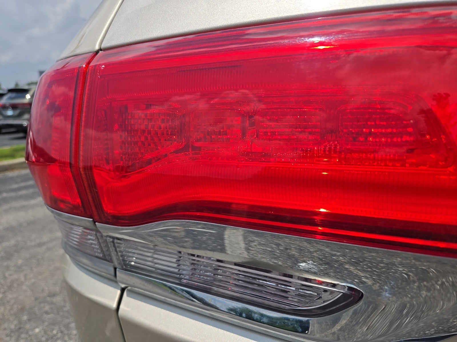used 2014 Jeep Grand Cherokee car, priced at $11,500