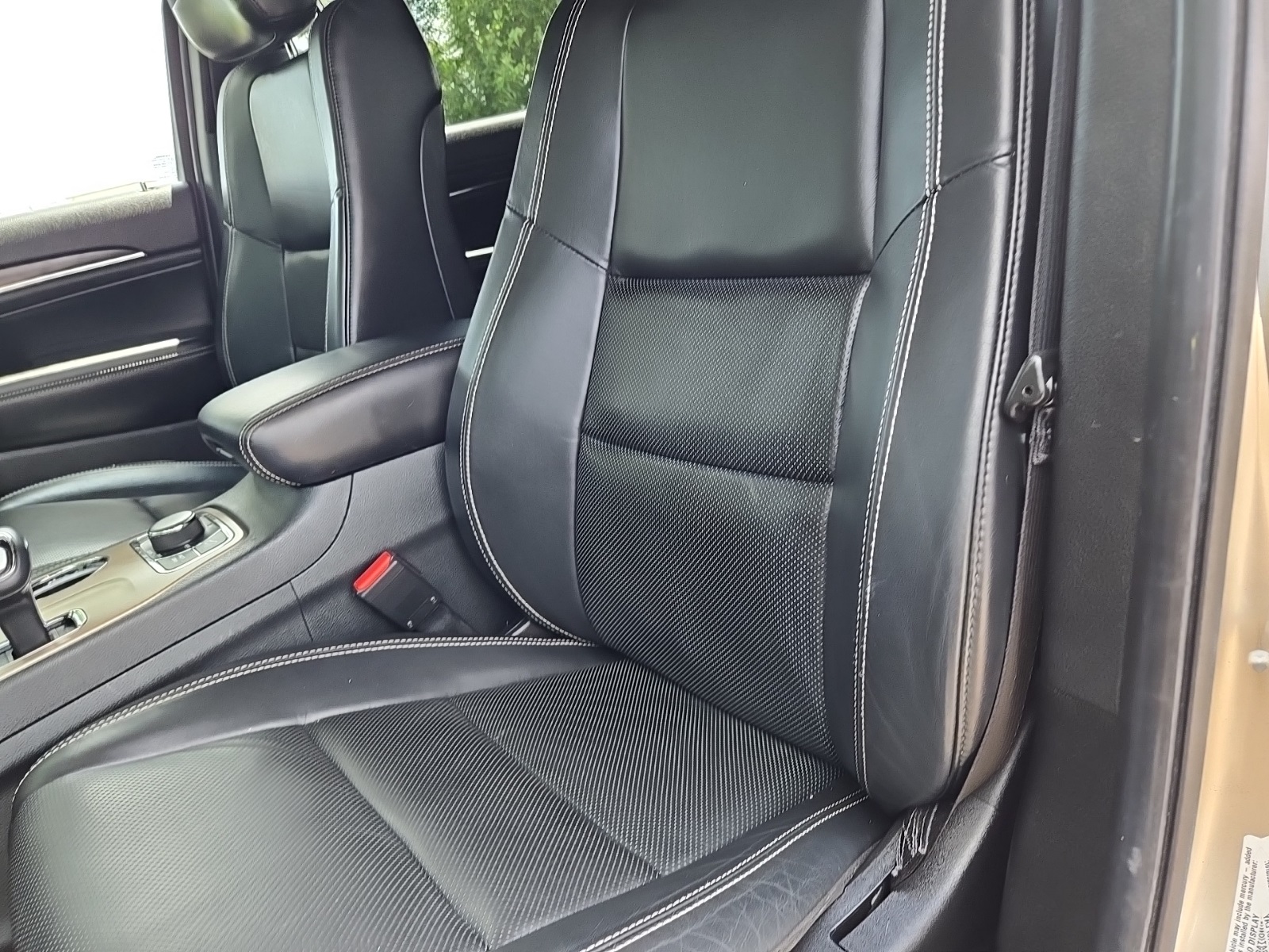 used 2014 Jeep Grand Cherokee car, priced at $11,500