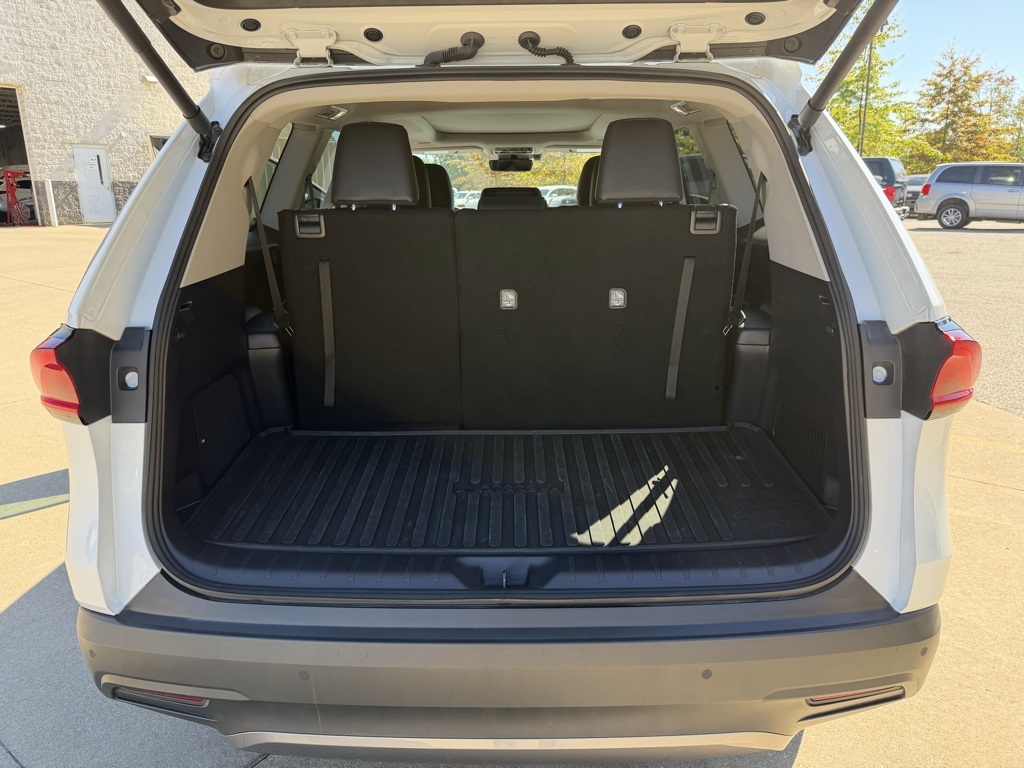 used 2025 Toyota Grand Highlander car, priced at $50,903