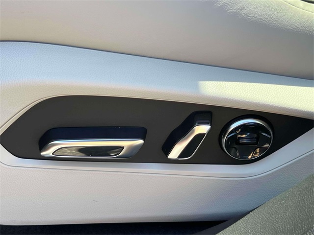 new 2025 Acura RDX car, priced at $54,400