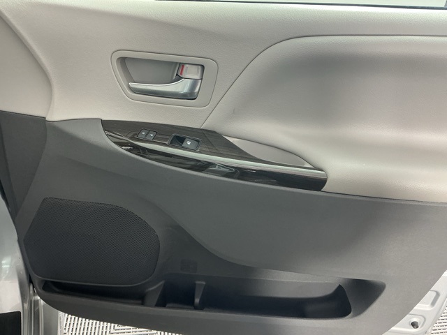 used 2020 Toyota Sienna car, priced at $34,077