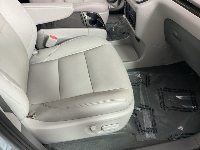 used 2020 Toyota Sienna car, priced at $34,077