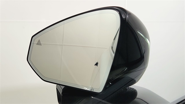 new 2025 Volvo EX90 car, priced at $95,585