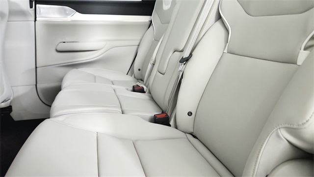 new 2025 Volvo EX90 car, priced at $95,585