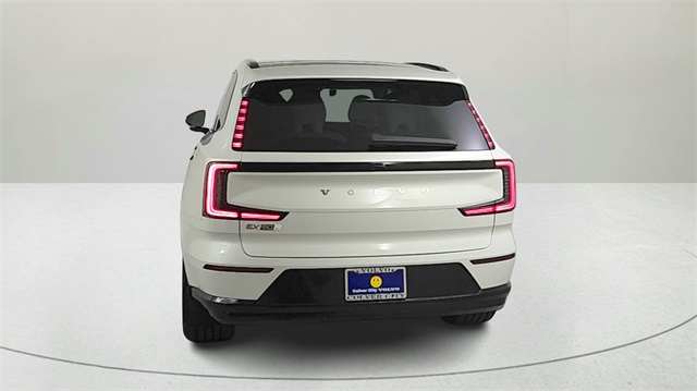 new 2025 Volvo EX90 car, priced at $95,585