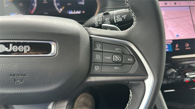 new 2025 Jeep Grand Cherokee car, priced at $48,340