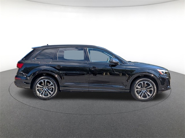 new 2026 Audi Q7 car, priced at $68,140