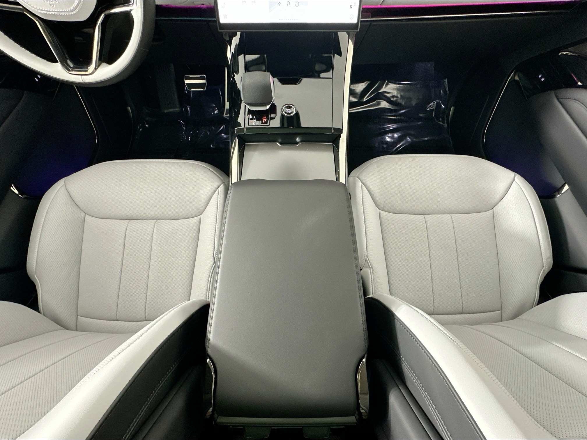 new 2025 Land Rover Range Rover Sport car, priced at $106,430