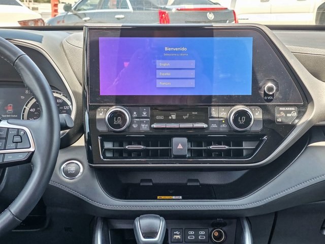 used 2023 Toyota Highlander car, priced at $38,692