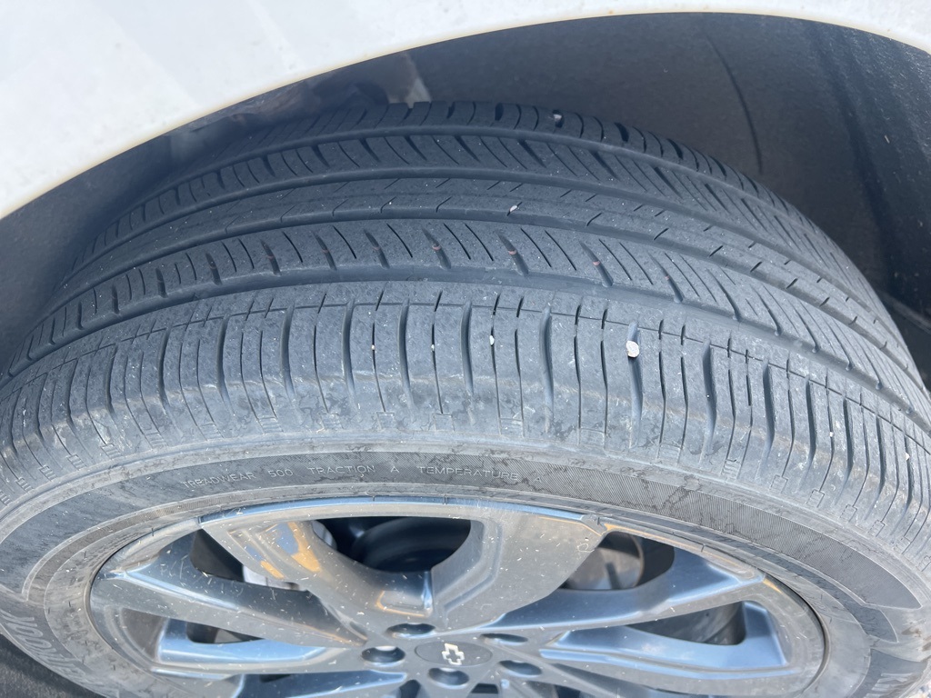 used 2023 Chevrolet Equinox car, priced at $28,000
