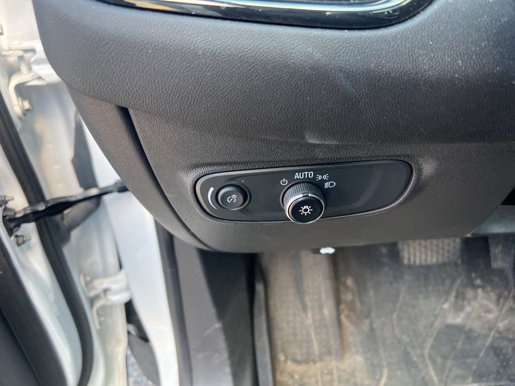 used 2023 Chevrolet Equinox car, priced at $28,000