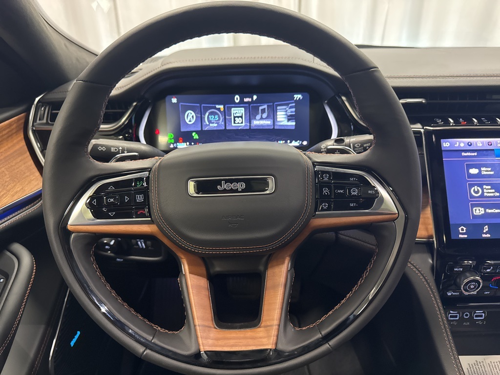 new 2025 Jeep Grand Cherokee L car, priced at $65,896
