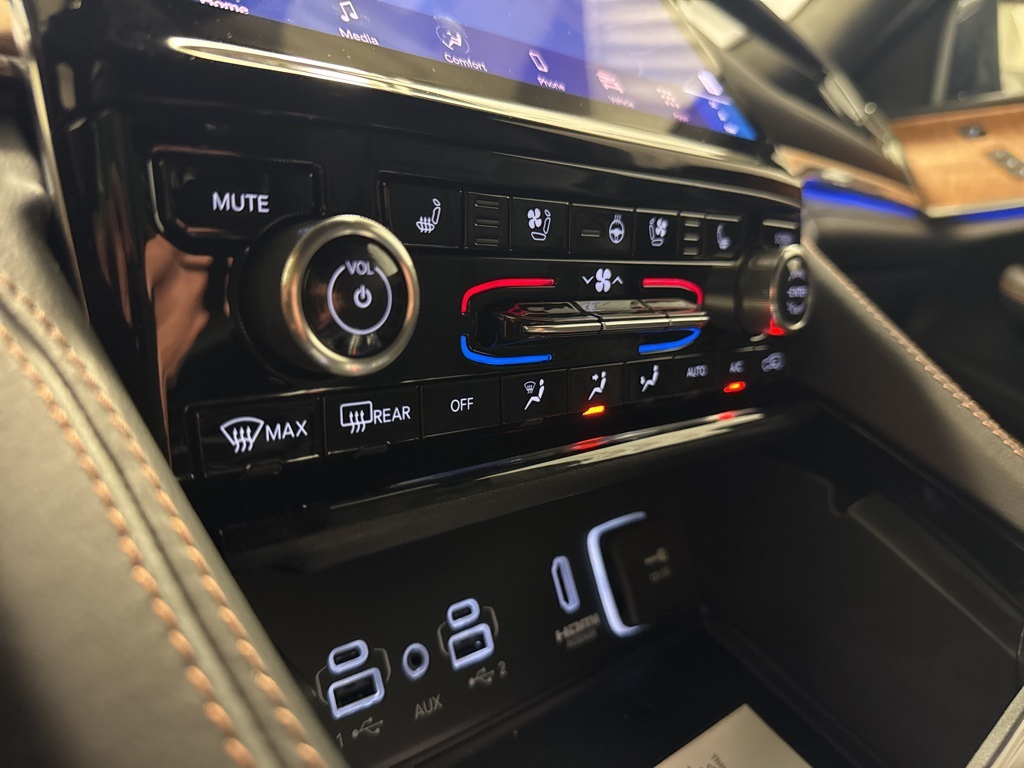 new 2025 Jeep Grand Cherokee L car, priced at $65,896
