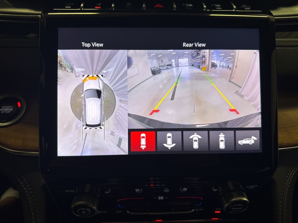 new 2025 Jeep Grand Cherokee L car, priced at $65,896