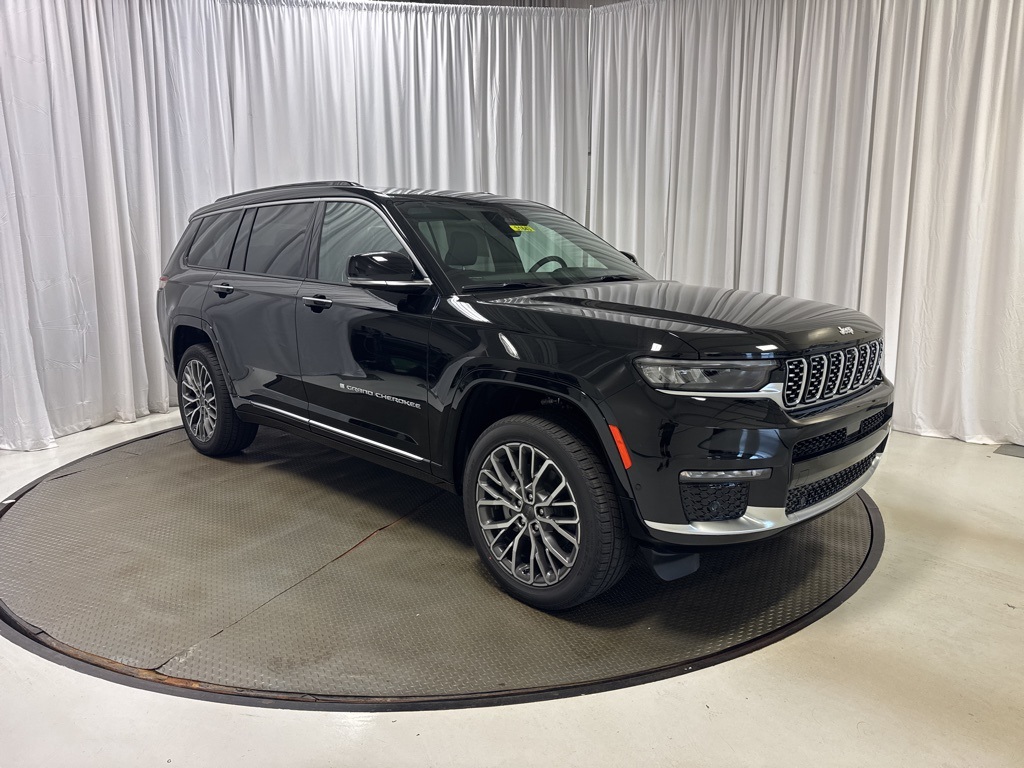 new 2025 Jeep Grand Cherokee L car, priced at $65,896