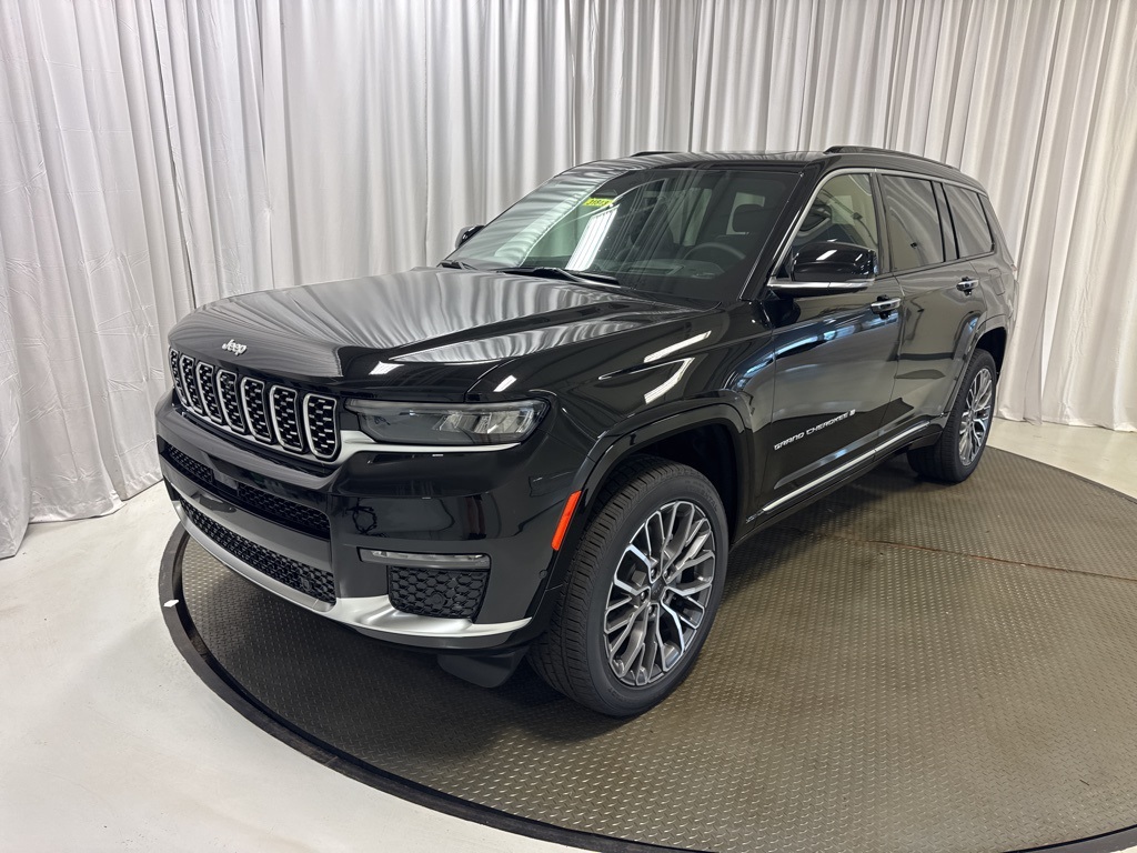 new 2025 Jeep Grand Cherokee L car, priced at $65,896