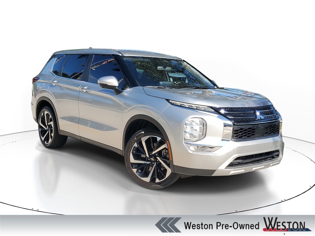 used 2022 Mitsubishi Outlander car, priced at $19,489