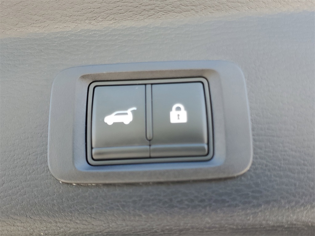 used 2022 Mitsubishi Outlander car, priced at $19,489