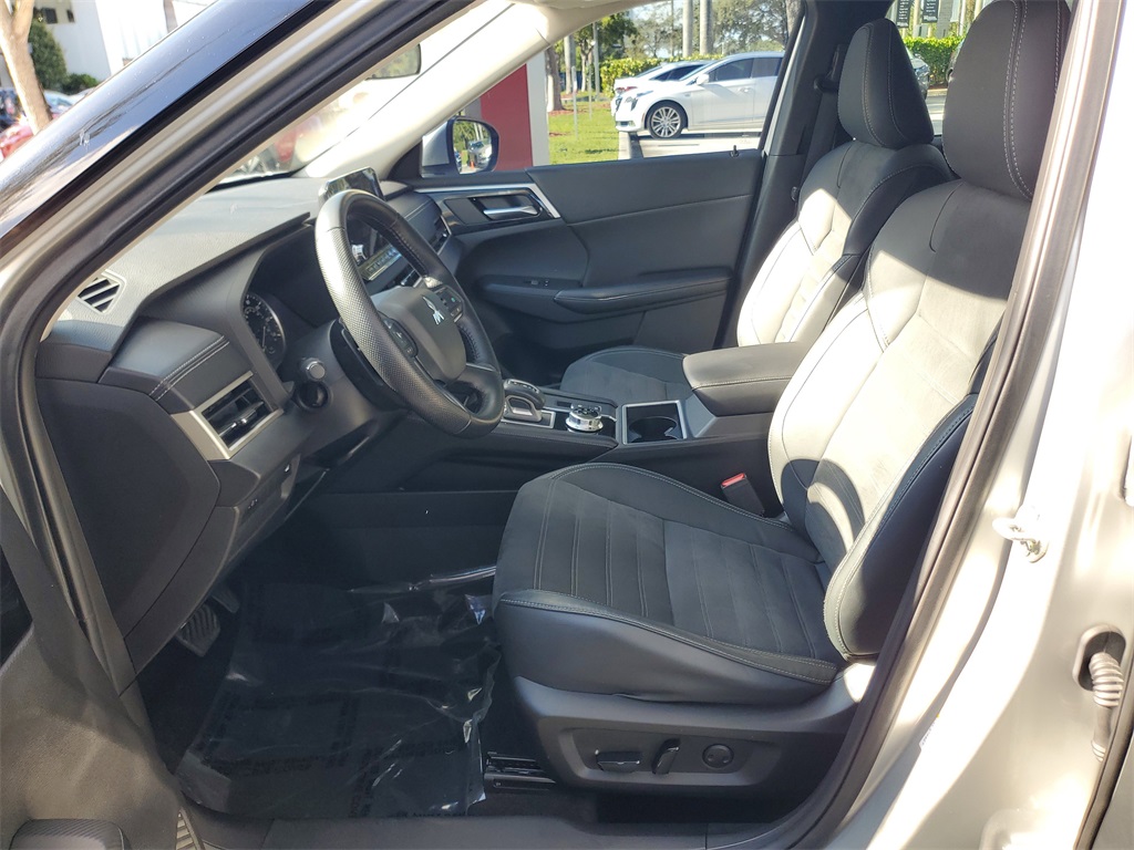 used 2022 Mitsubishi Outlander car, priced at $19,489