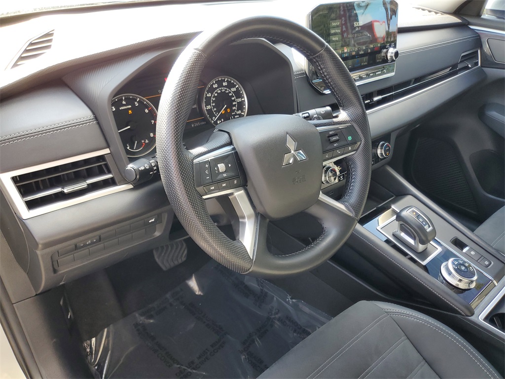 used 2022 Mitsubishi Outlander car, priced at $19,489