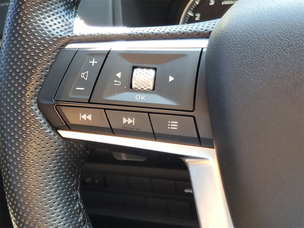 used 2022 Mitsubishi Outlander car, priced at $19,489