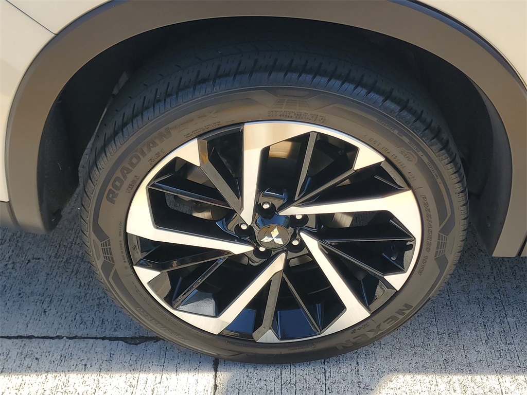 used 2022 Mitsubishi Outlander car, priced at $19,489
