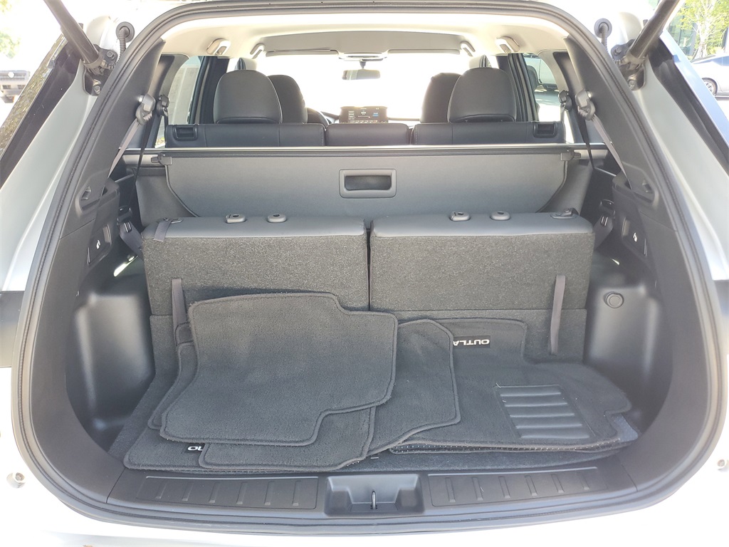 used 2022 Mitsubishi Outlander car, priced at $19,489