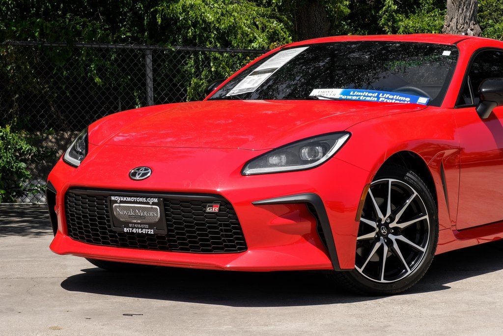 used 2023 Toyota GR86 car, priced at $29,895