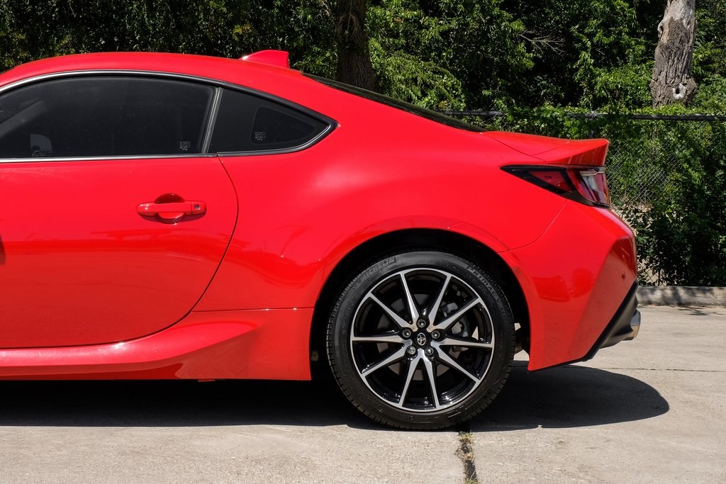 used 2023 Toyota GR86 car, priced at $29,895