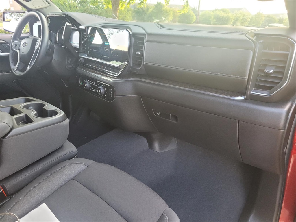 used 2024 Chevrolet Silverado 1500 car, priced at $38,549