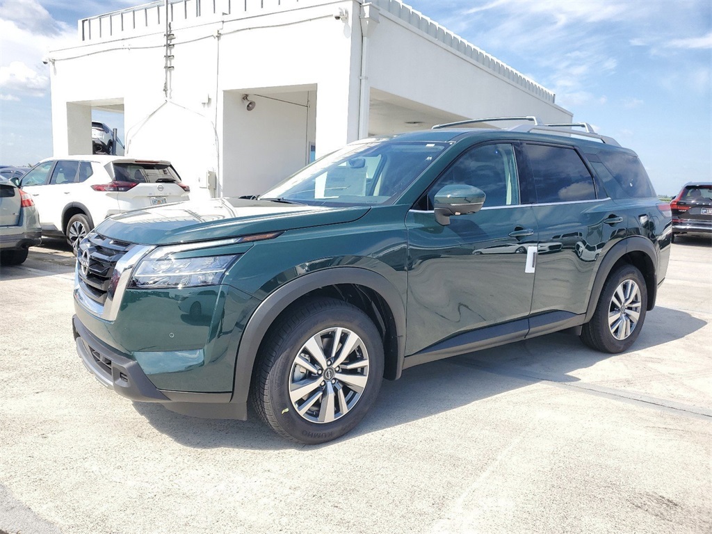 new 2025 Nissan Pathfinder car, priced at $40,568