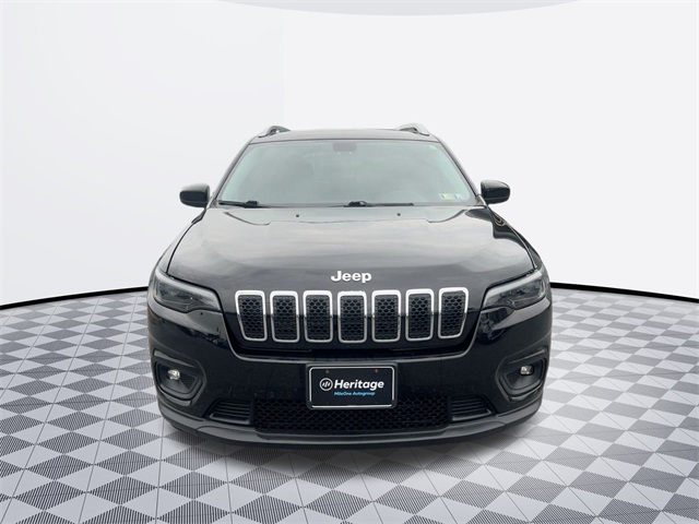 used 2019 Jeep Cherokee car, priced at $15,911