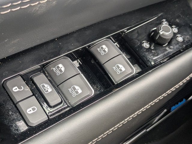 new 2025 Jeep Grand Wagoneer car, priced at $95,635