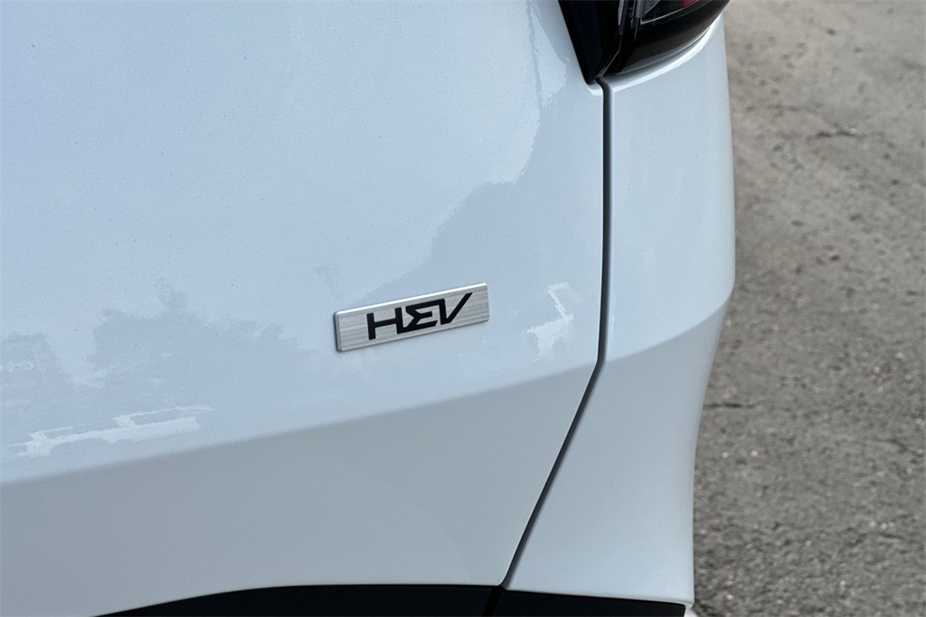 new 2026 Kia Sportage Hybrid car, priced at $33,009