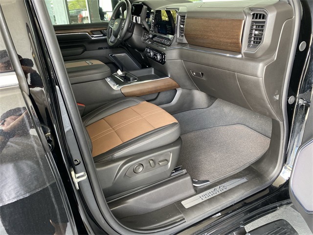 used 2024 Chevrolet Silverado 2500HD car, priced at $76,005