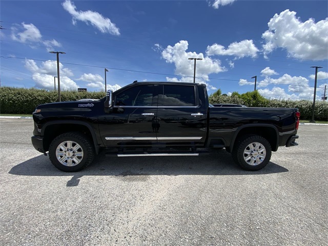 used 2024 Chevrolet Silverado 2500HD car, priced at $76,005