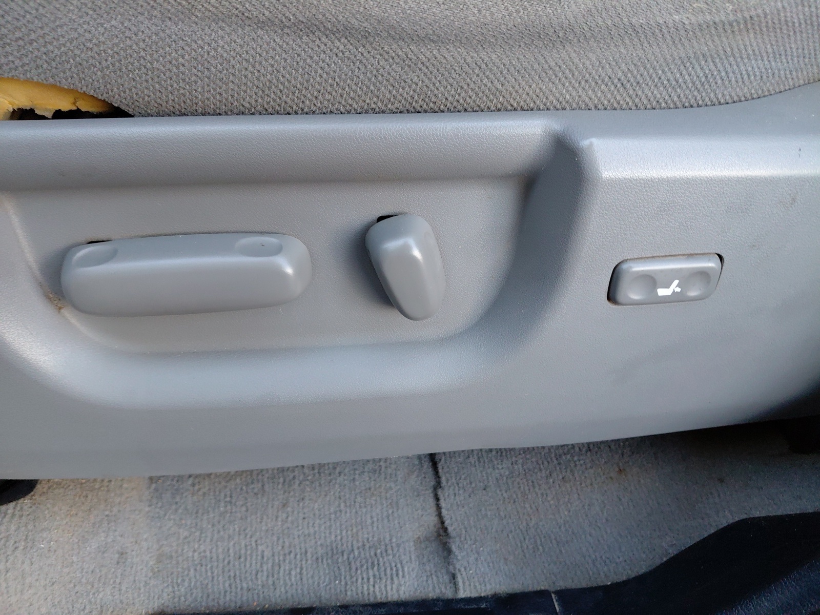 used 2010 Toyota Tundra car, priced at $16,226