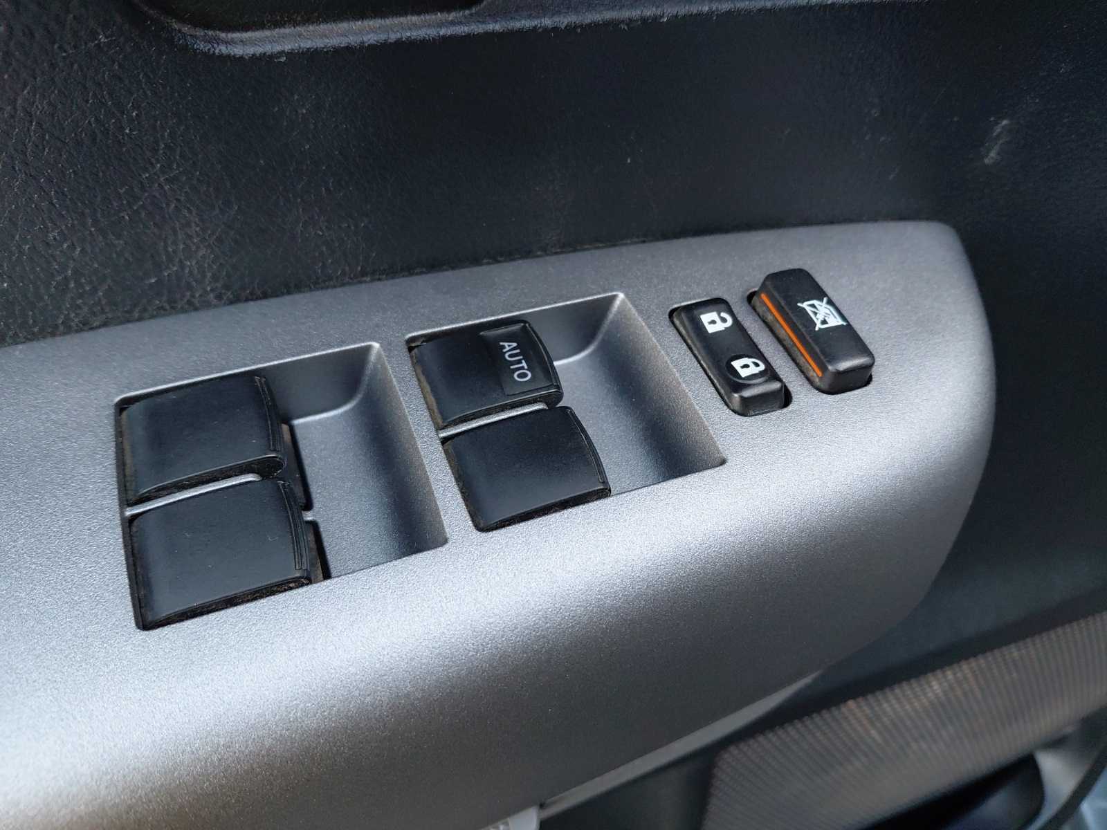 used 2010 Toyota Tundra car, priced at $16,226