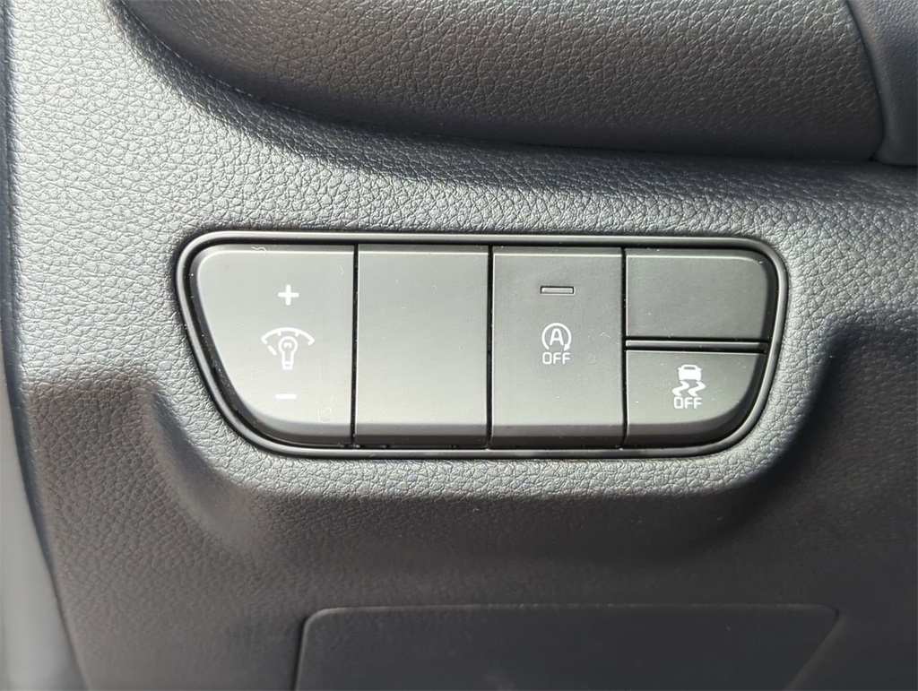 used 2024 Kia Seltos car, priced at $22,391