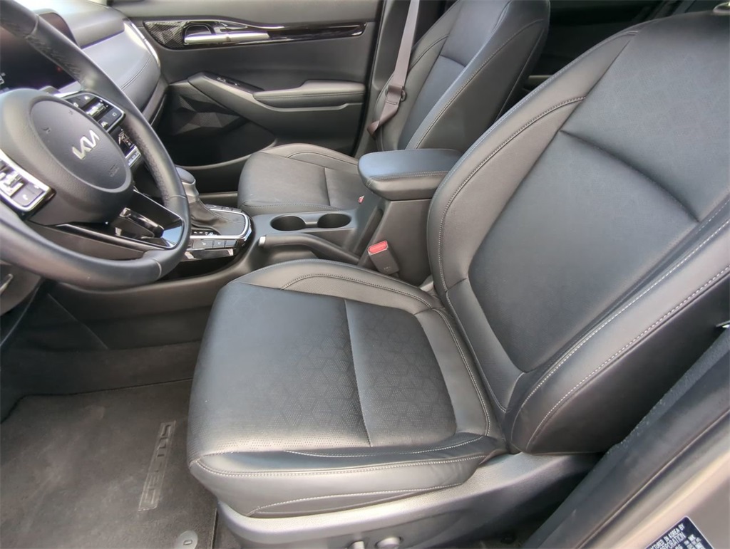 used 2024 Kia Seltos car, priced at $22,391